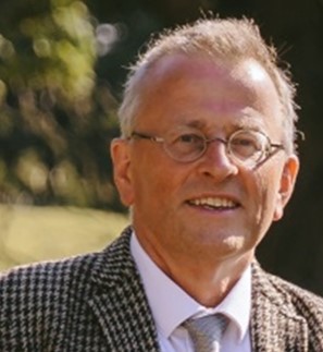 Portrait of Emeritus Professor Nigel Robinson 