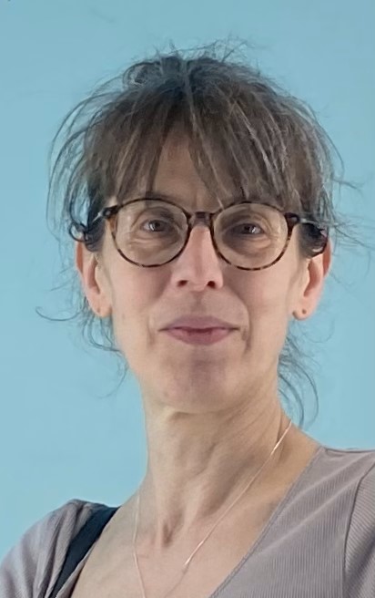 Portrait of Dr Evelyne Deery 