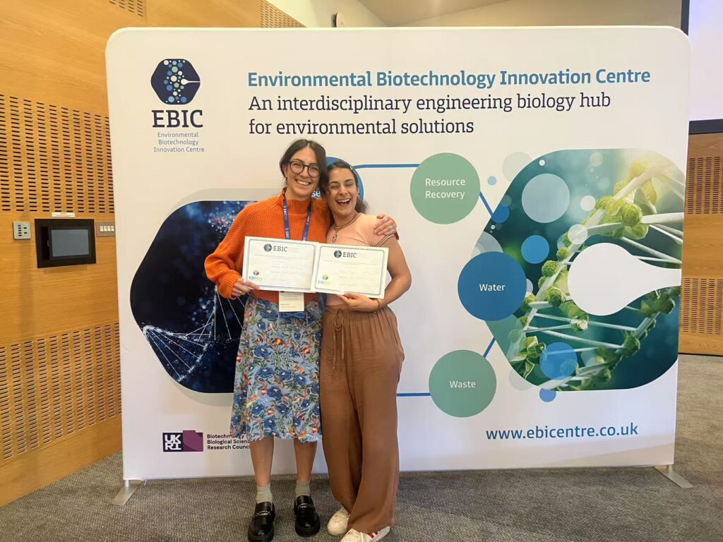 Congratulations to Dr Natalie Byrd and Dr Maria Magliulo, who won awards for their presentations.